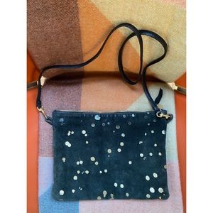 Claire V cross body bag black / gold